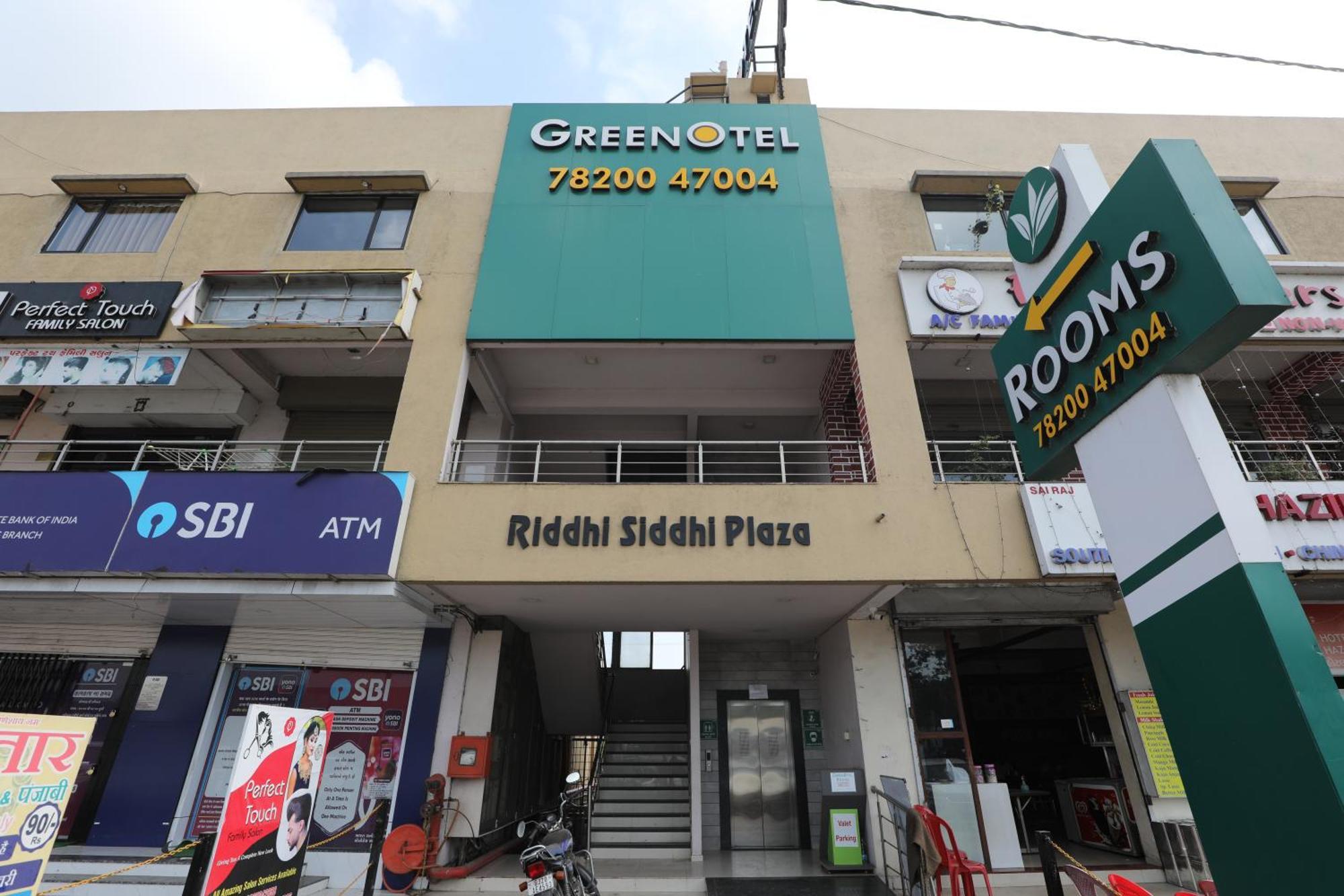 Greenotel Rooms Hazira, Surat Exterior foto