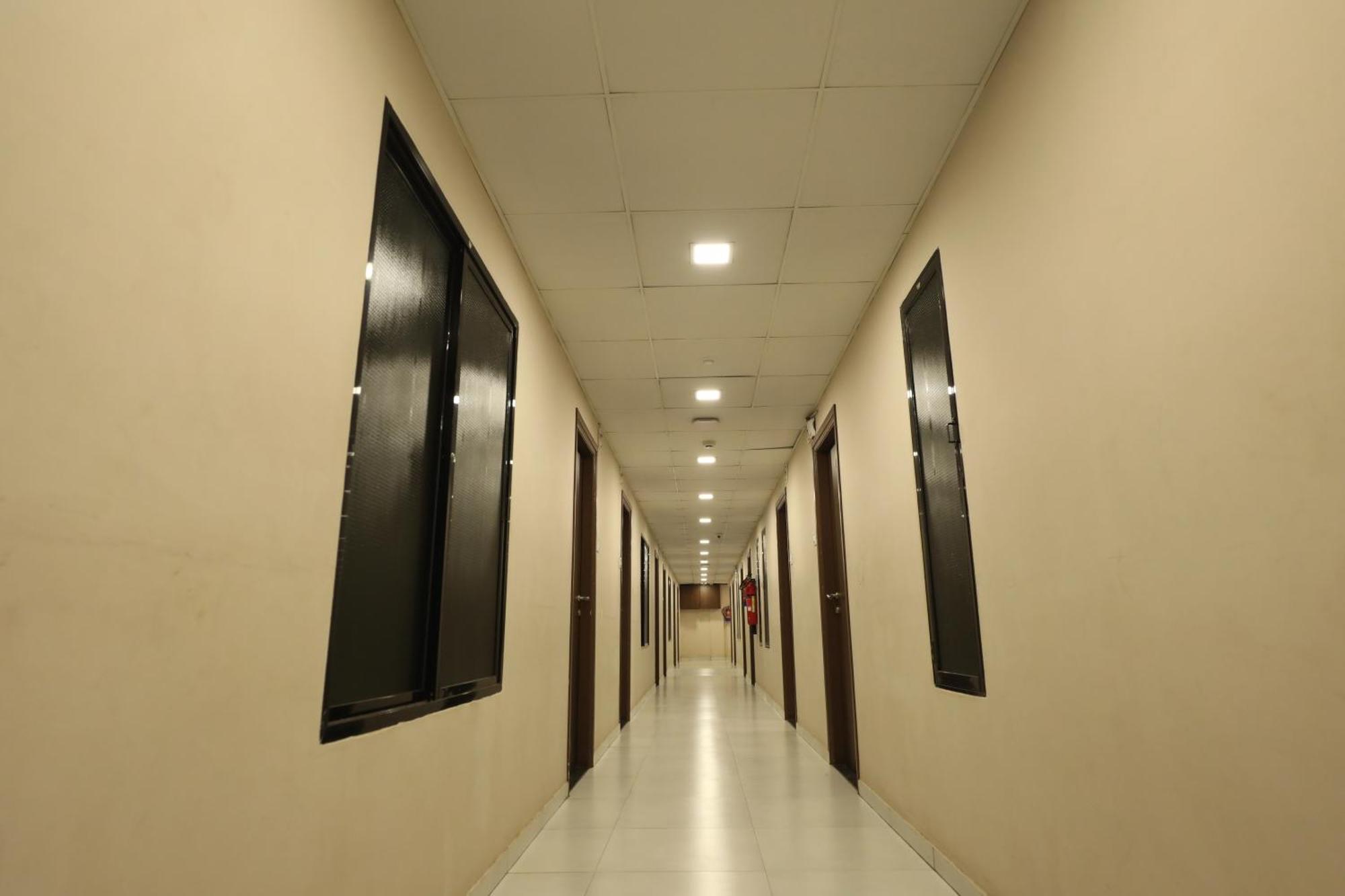 Greenotel Rooms Hazira, Surat Exterior foto